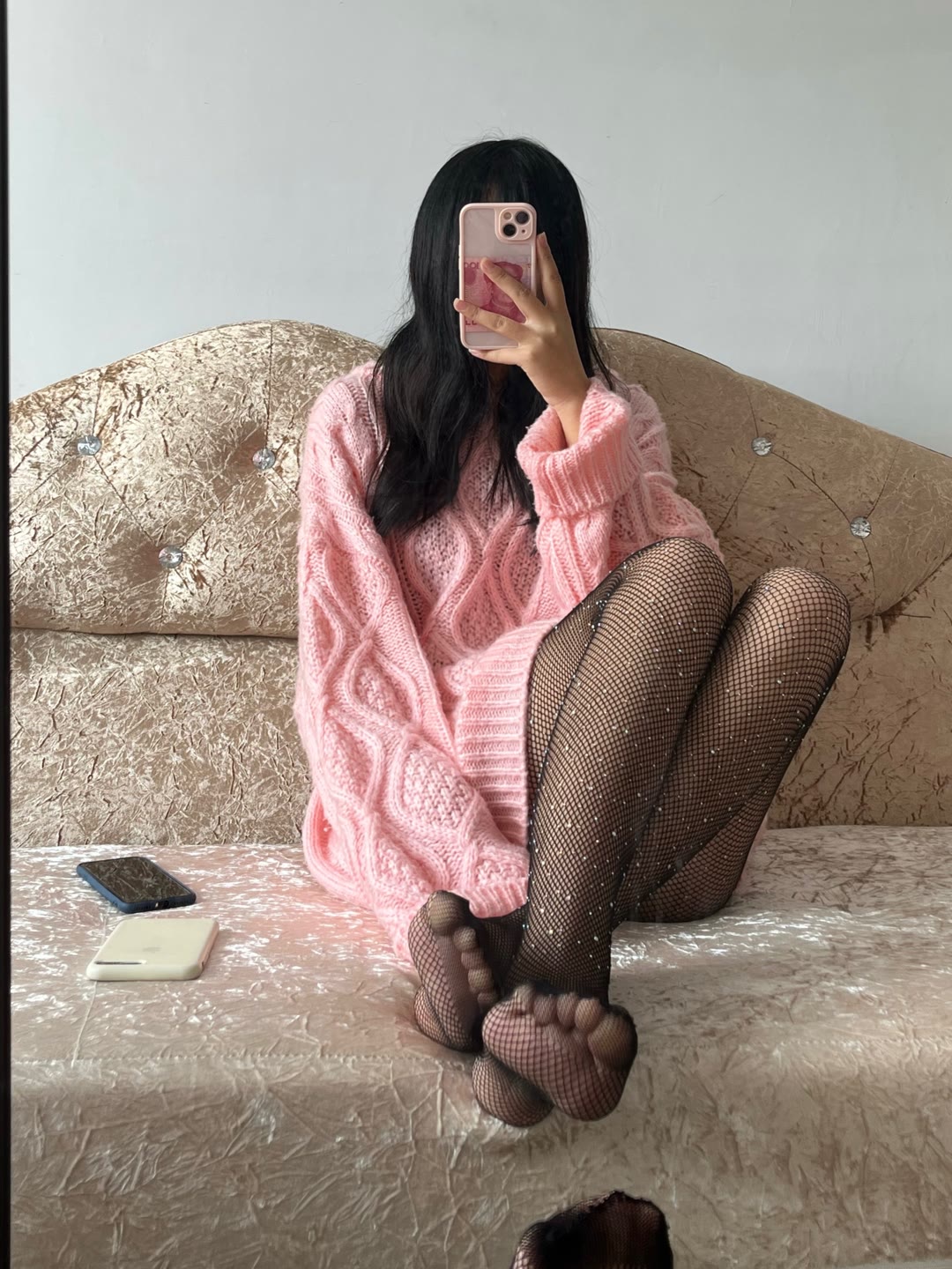 可以看到脚底板的钻石网袜大长腿小姐姐-无忧智云